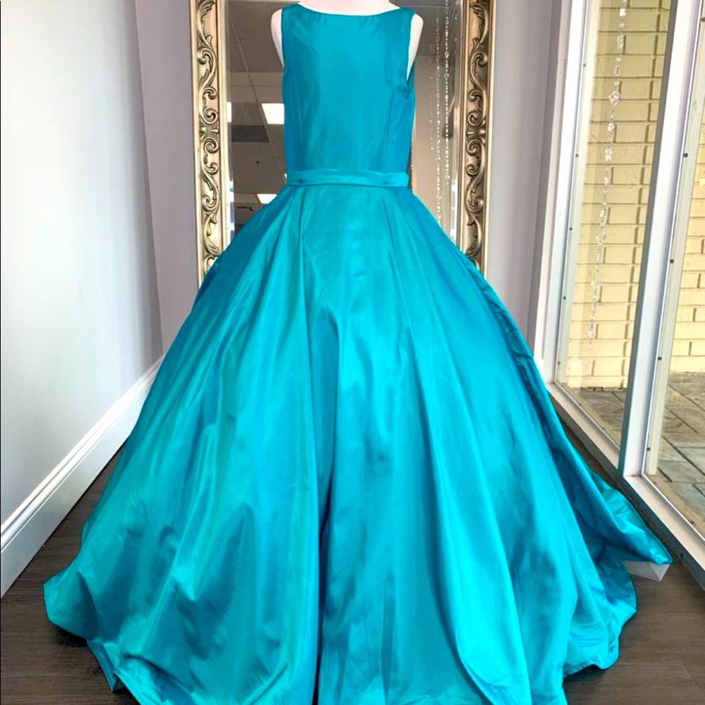 Ashley Lauren “Prom” Dress